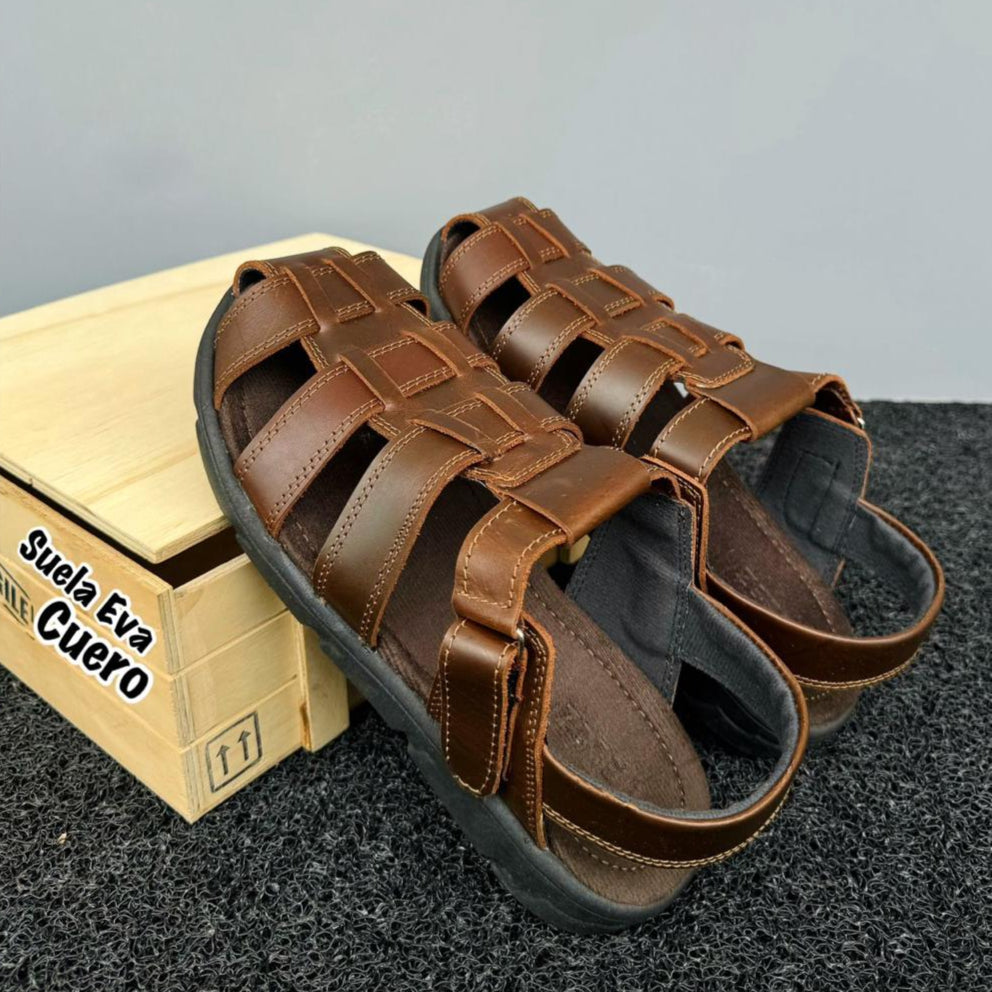 SANDALIA EN CUERO SUELA EVA ULTRALIVIANA