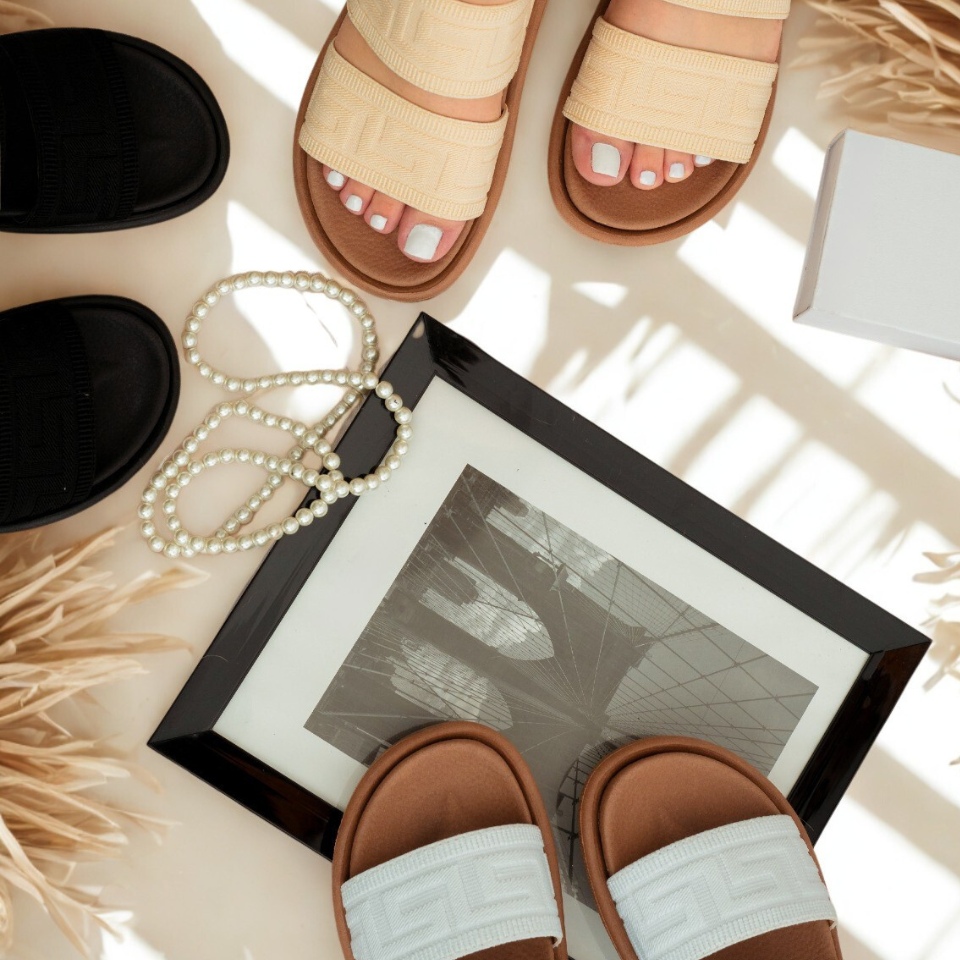 ELYSÉE: SANDALIAS CANOA DE LUJO QUE ELEVAN TU ESTILO