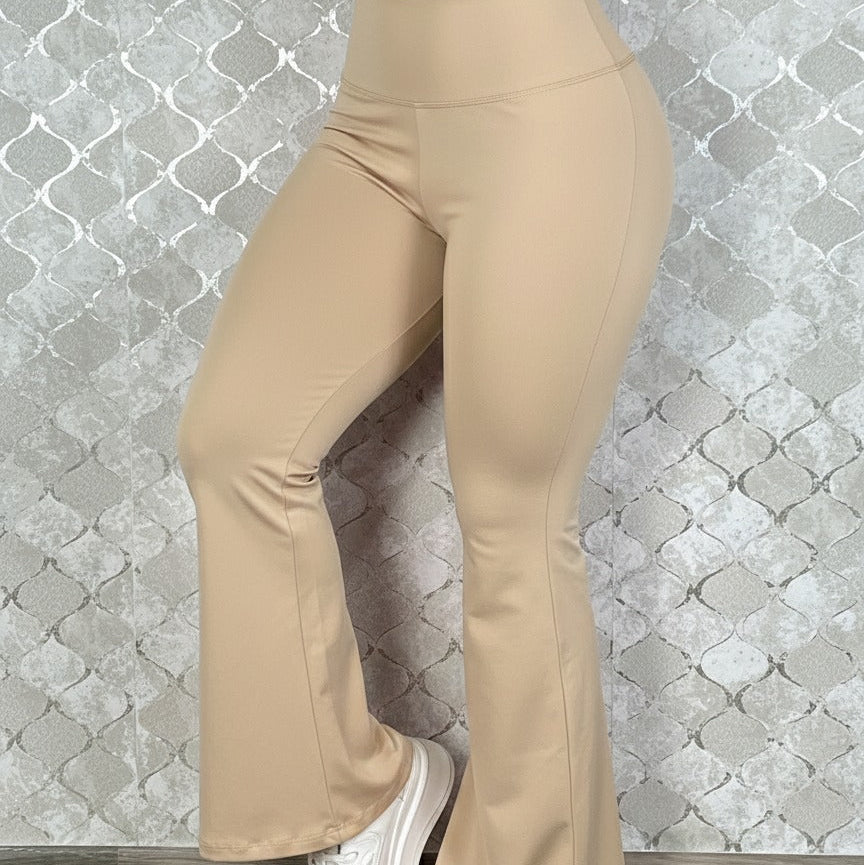 PANTALON BOTA CAMPANA AJUSTABLE CON CONTROL DE ABDOMEN