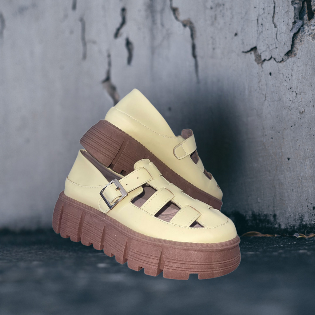 EL MEJOR ESTILO Y ELEGANCIA: SANDALIAS ROMANAS EN CUERO